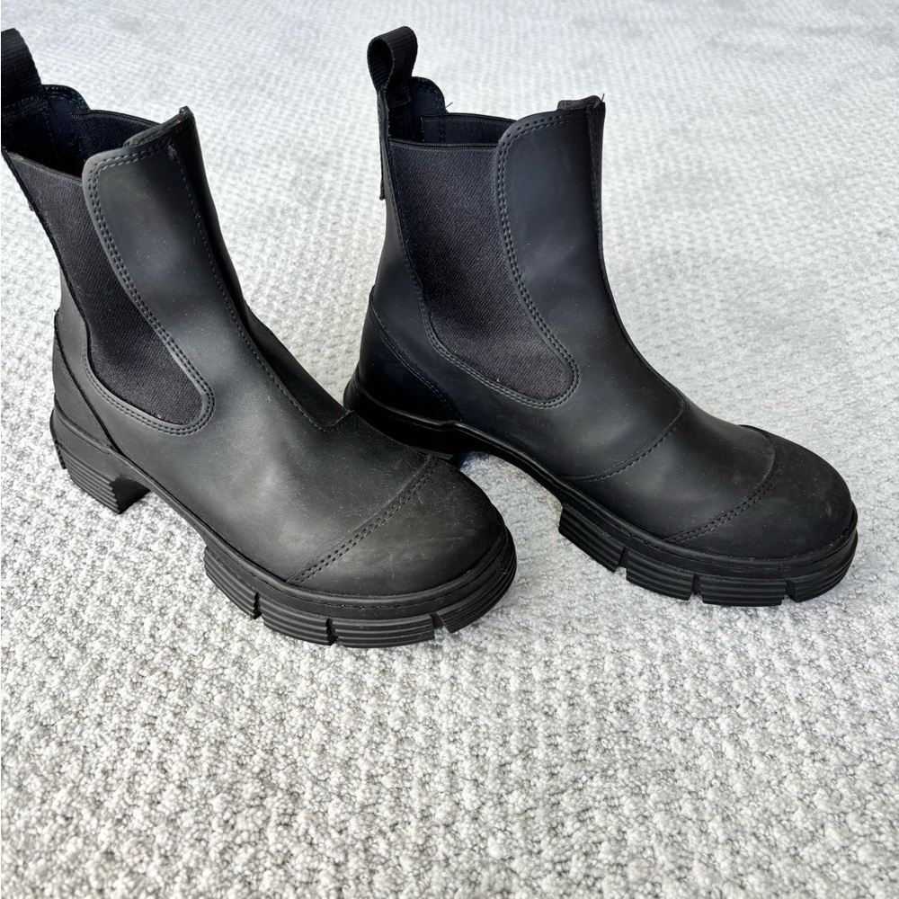 Ganni Black City pull-on all-weather ladies boots
